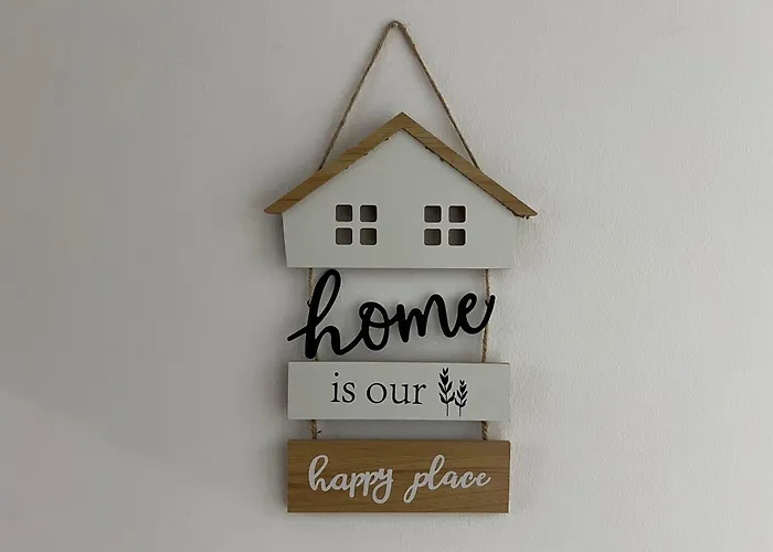 Cozy Center Apartment