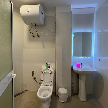 Cozy Center * טיראנה